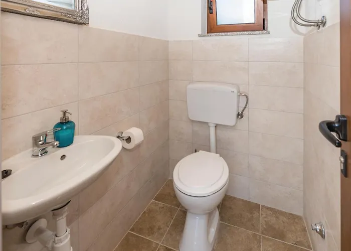 Two-bedroom In Biograd Дом отдыха *