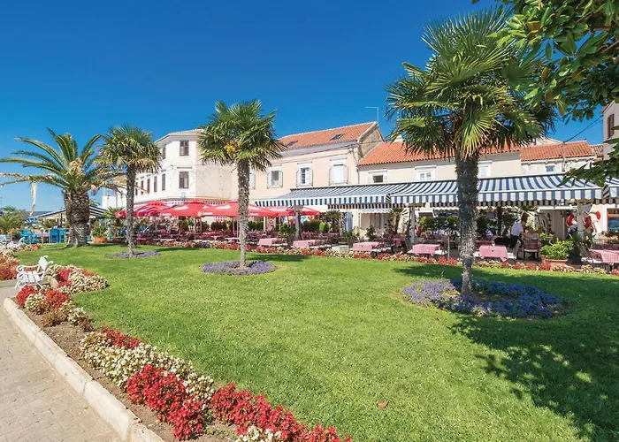 Two-bedroom In Biograd Lisane Tinjske